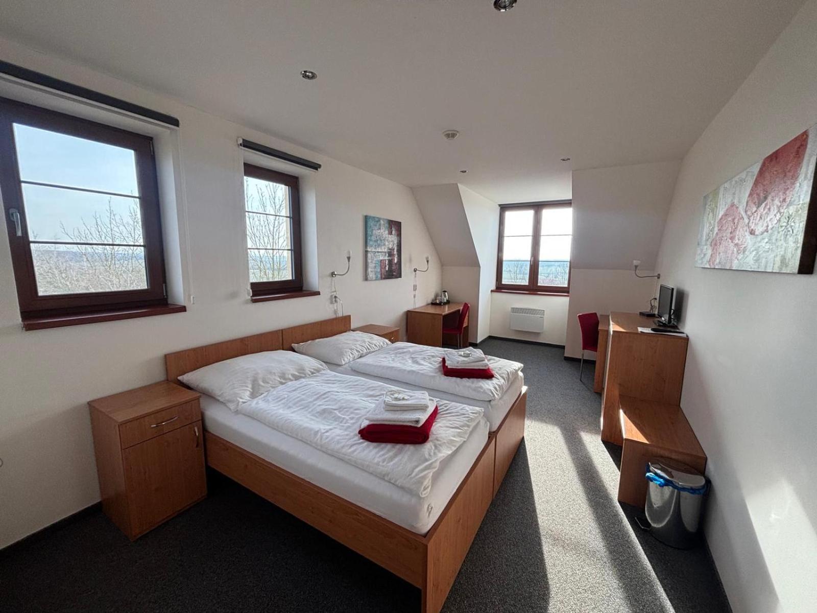 Sport Relax Hotel Na Kopecku Krinec Экстерьер фото